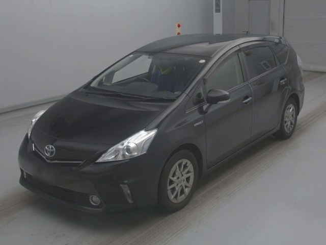 TOYOTA PRIUS — фото