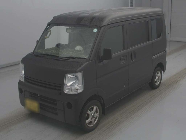 NISSAN CLIPPER — фото