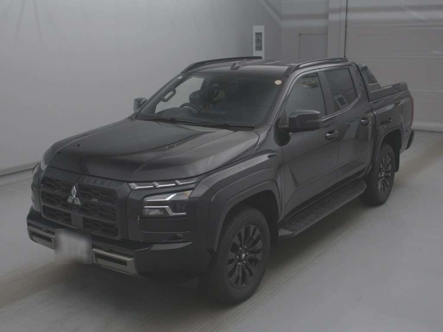 MITSUBISHI TRITON — фото