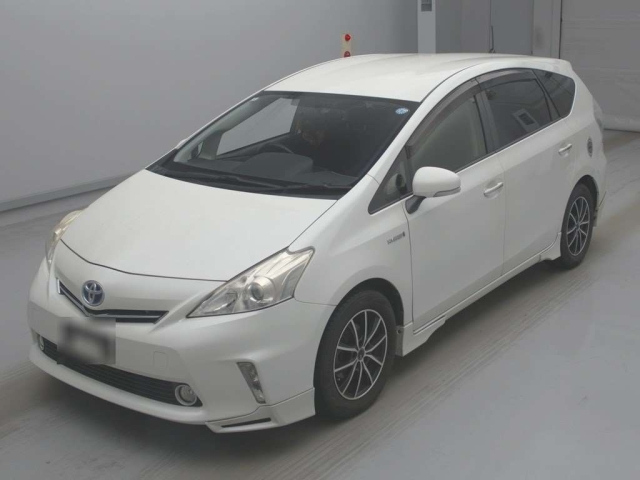 TOYOTA PRIUS — фото