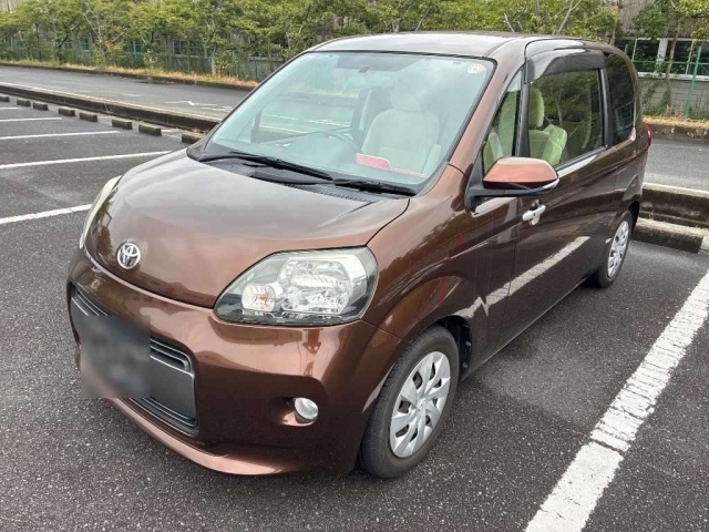 TOYOTA PORTE — фото