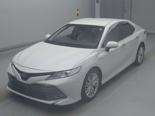 TOYOTA CAMRY — фото