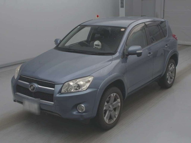 TOYOTA RAV4 — фото