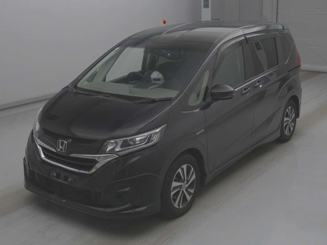HONDA FREED — фото