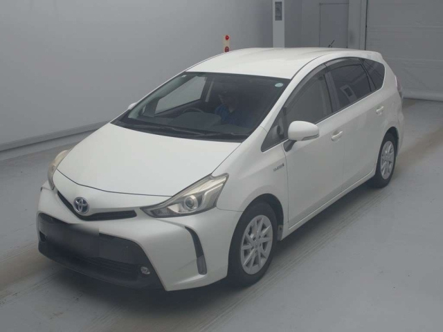TOYOTA PRIUS — фото
