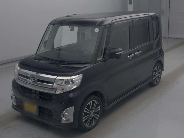 DAIHATSU TANTO — фото