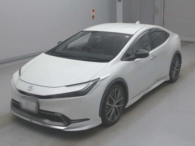 TOYOTA PRIUS — фото