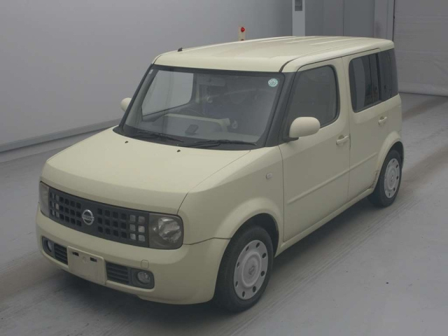 NISSAN CUBE — фото