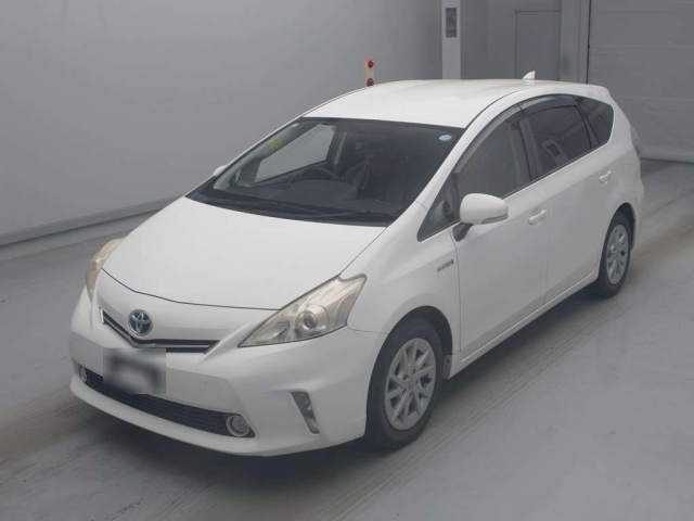 TOYOTA PRIUS — фото