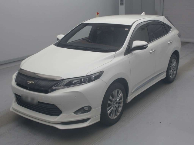 TOYOTA HARRIER — фото