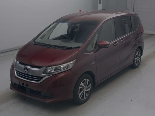 HONDA FREED — фото