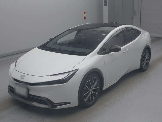 TOYOTA PRIUS — фото