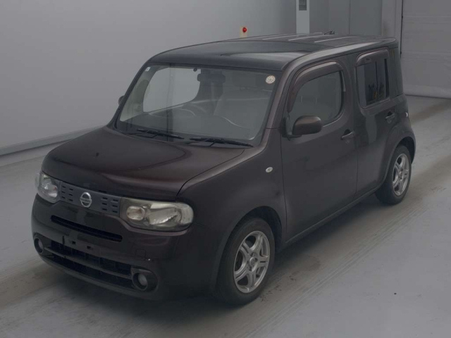 NISSAN CUBE — фото