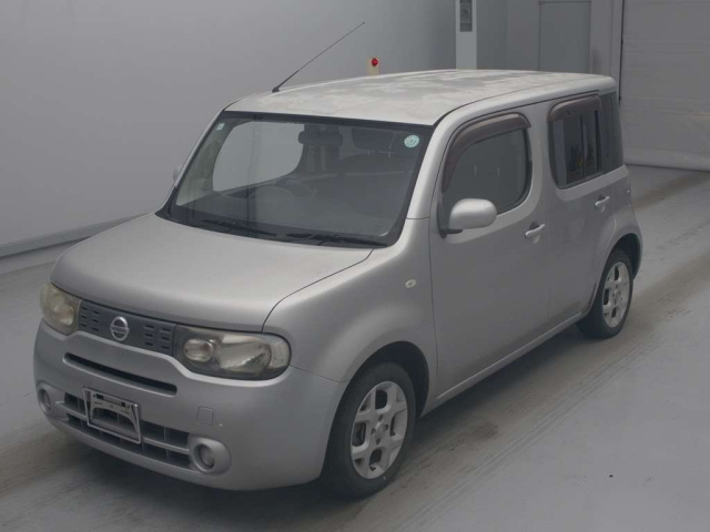 NISSAN CUBE — фото