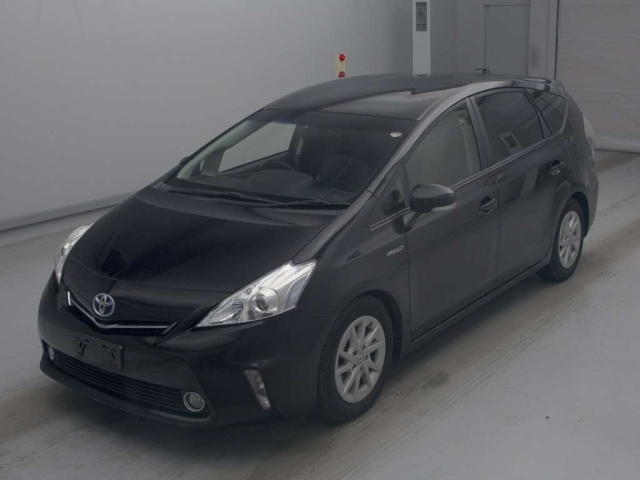 TOYOTA PRIUS — фото
