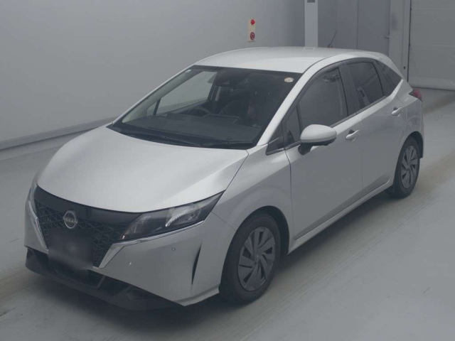NISSAN NOTE — фото