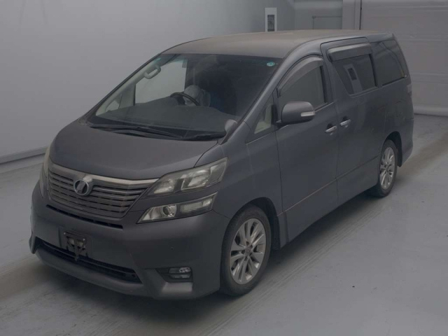 TOYOTA VELLFIRE — фото