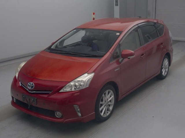 TOYOTA PRIUS — фото