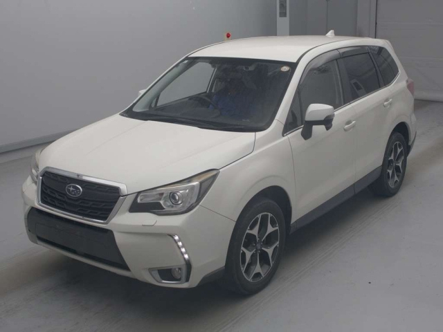 SUBARU FORESTER — фото
