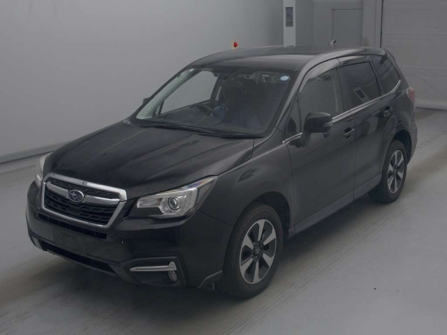 SUBARU FORESTER — фото