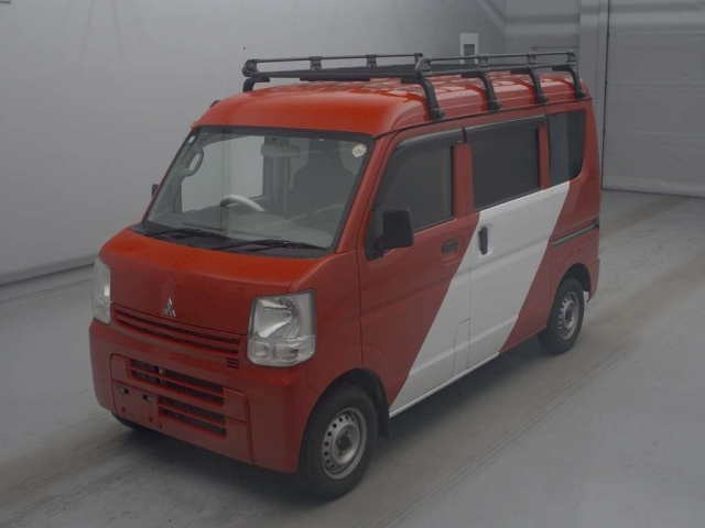 MITSUBISHI MINICAB VAN