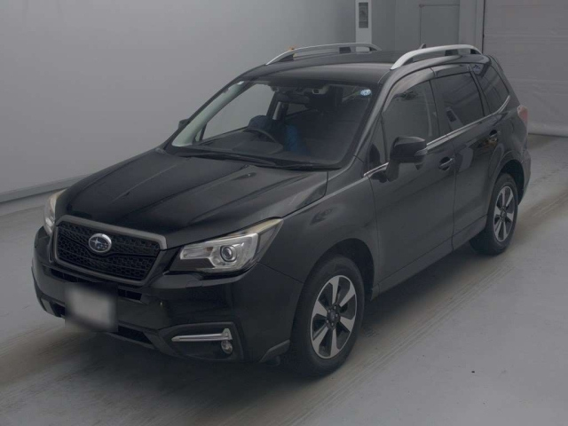 SUBARU FORESTER — фото