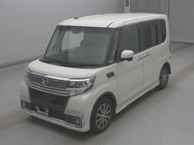 DAIHATSU TANTO — фото
