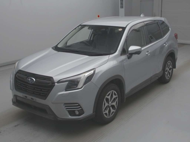 SUBARU FORESTER — фото