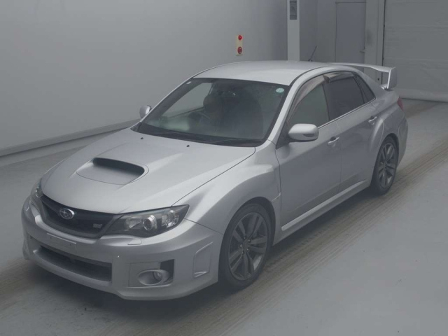SUBARU IMPREZA — фото