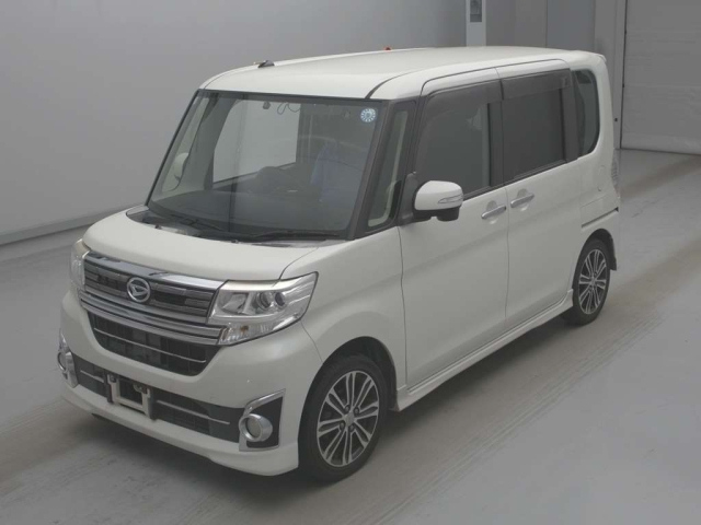 DAIHATSU TANTO — фото
