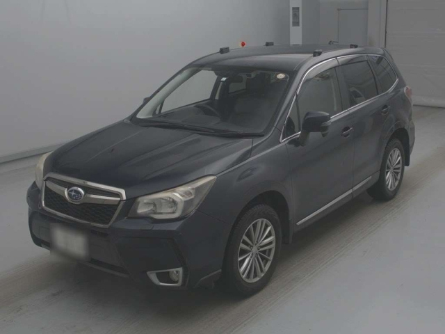 SUBARU FORESTER — фото
