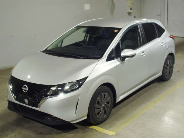 NISSAN NOTE — фото
