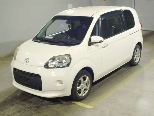 TOYOTA PORTE — фото