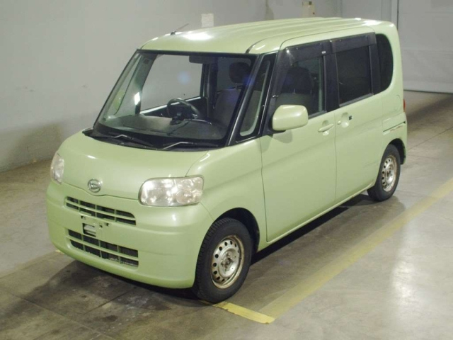 DAIHATSU TANTO — фото