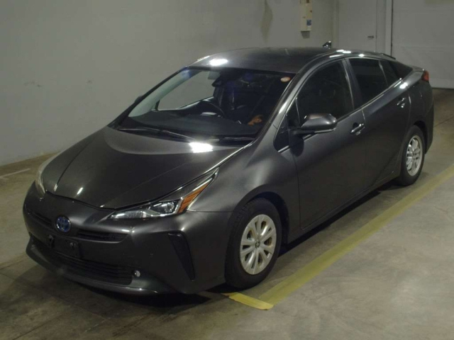 TOYOTA PRIUS — фото