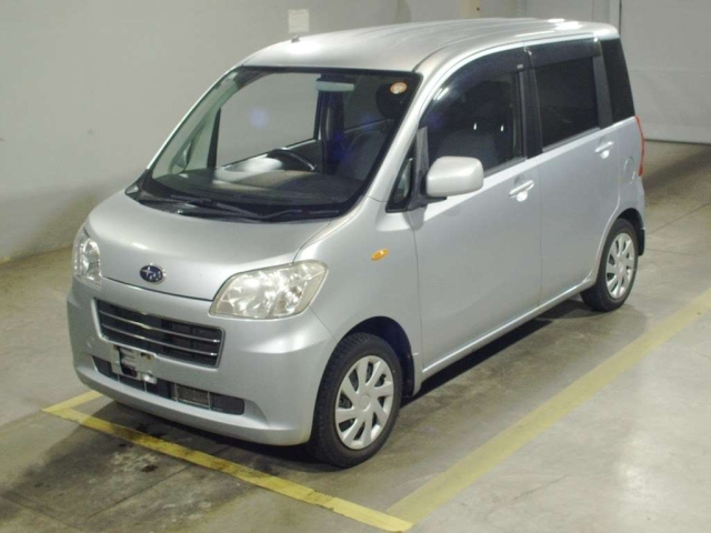SUBARU LUCRA — фото