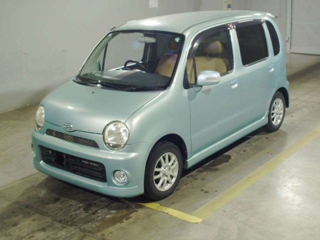 DAIHATSU MOVE — фото