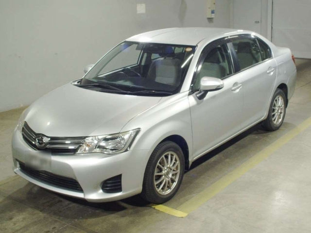 TOYOTA COROLLA — фото