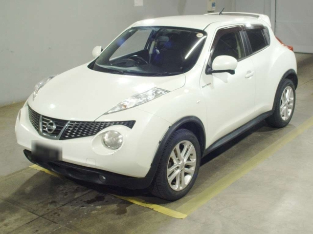 NISSAN JUKE — фото