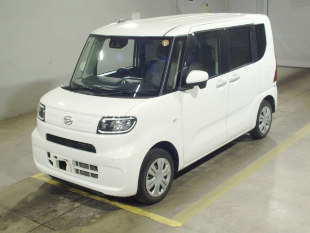 DAIHATSU TANTO — фото