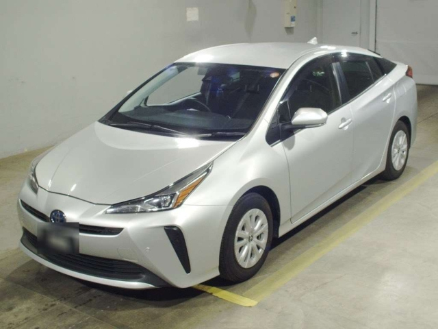 TOYOTA PRIUS — фото