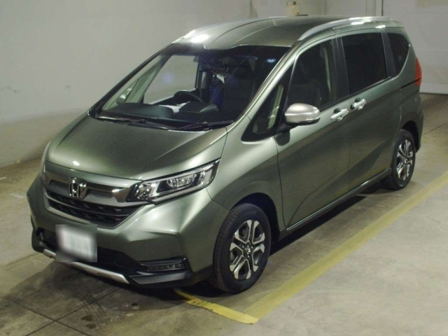 HONDA FREED — фото
