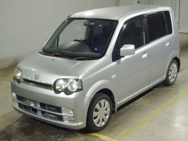 DAIHATSU MOVE — фото