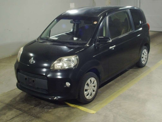 TOYOTA PORTE — фото