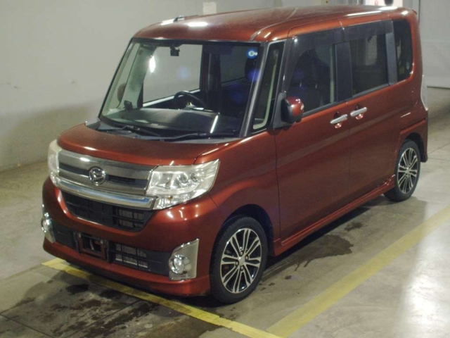 DAIHATSU TANTO — фото