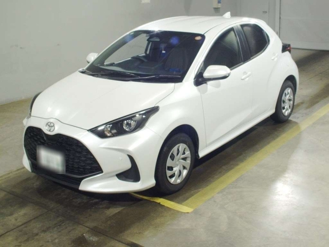TOYOTA YARIS — фото