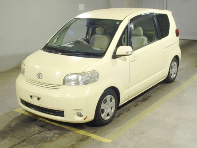 TOYOTA PORTE — фото