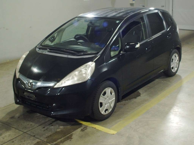 HONDA FIT — фото