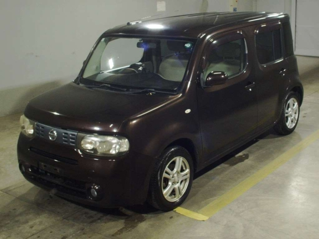 NISSAN CUBE — фото