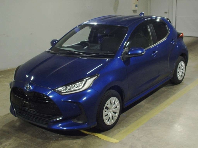 TOYOTA YARIS — фото
